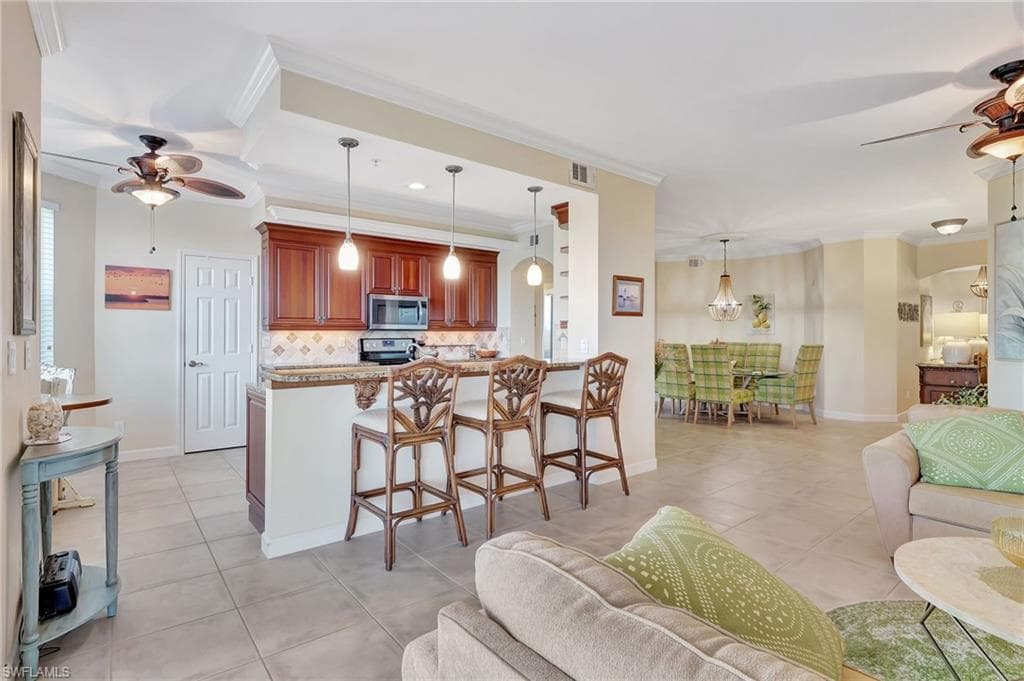 201 Vintage Bay Dr B12, Marco Island, FL 34145-13