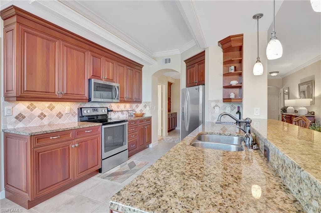 201 Vintage Bay Dr B12, Marco Island, FL 34145-15