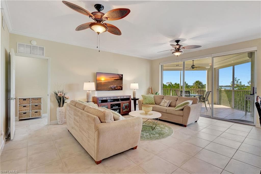 201 Vintage Bay Dr B12, Marco Island, FL 34145-18