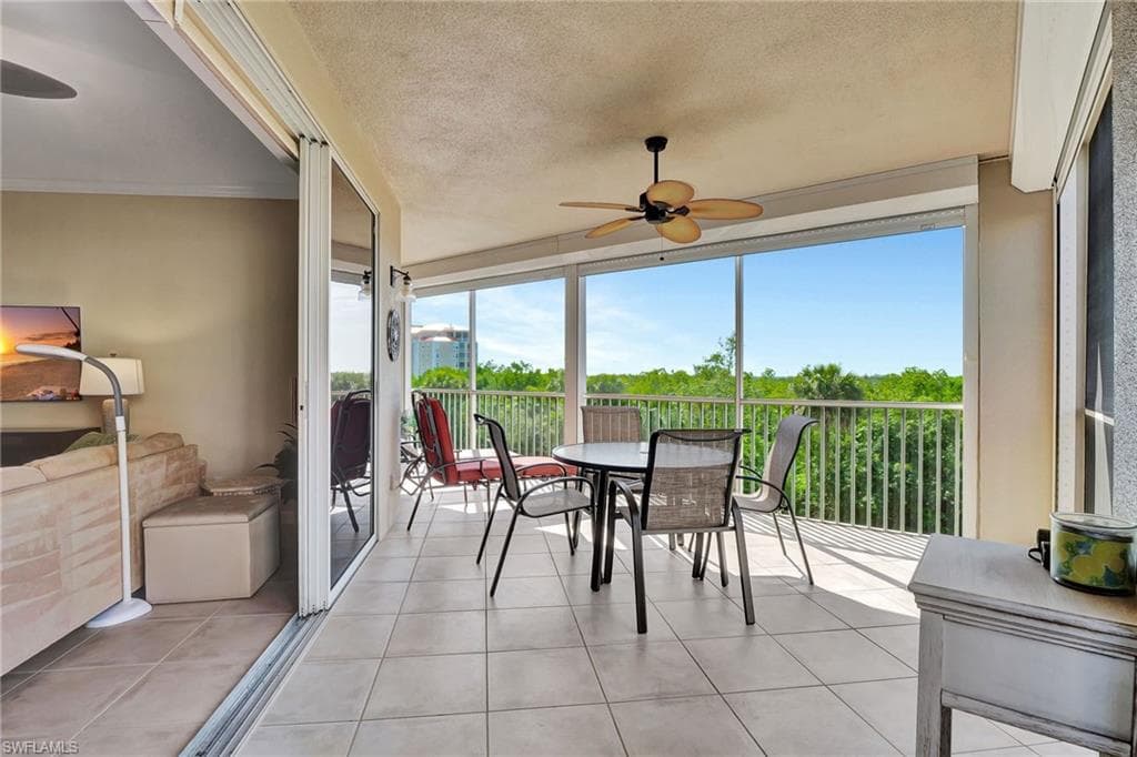 201 Vintage Bay Dr B12, Marco Island, FL 34145-45