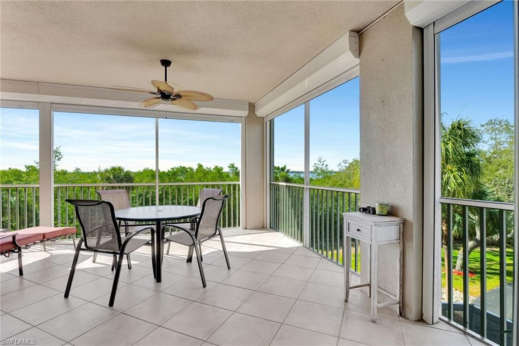 201 Vintage Bay Dr B12, Marco Island, FL 34145-46
