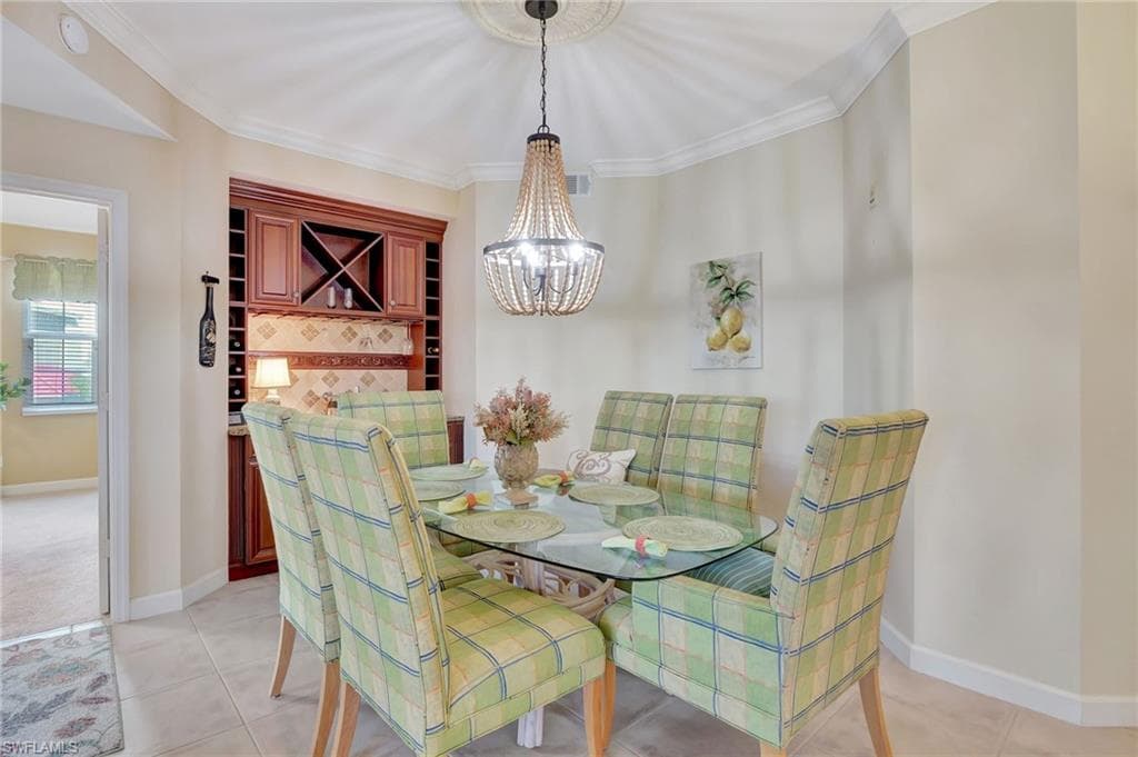 201 Vintage Bay Dr B12, Marco Island, FL 34145-7