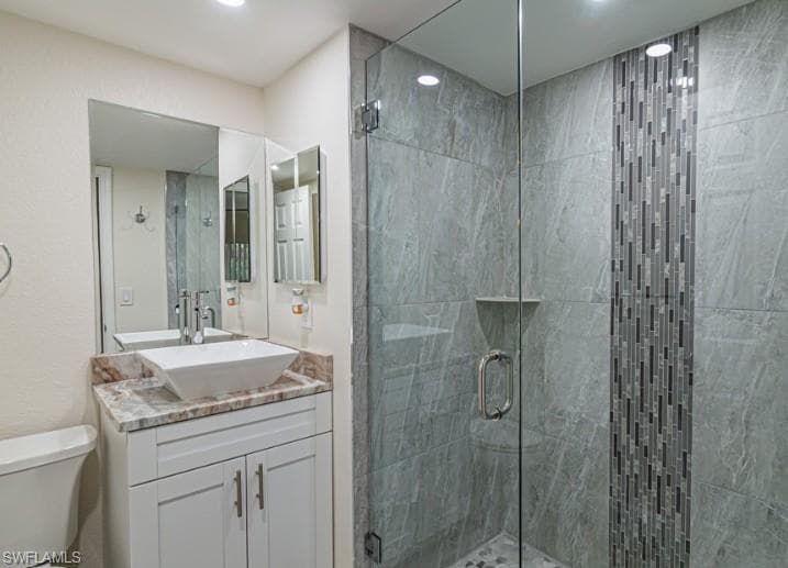2566 Kings Lake Blvd 104, Naples, FL 34112-10