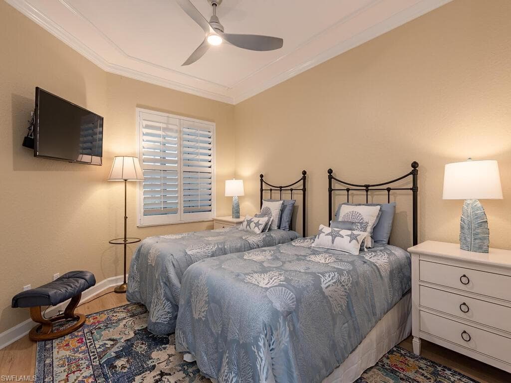 2433 Ravenna Blvd 102, Naples, FL 34109-9