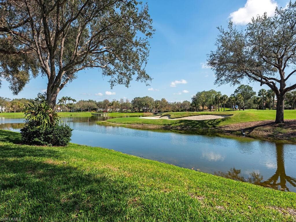 2433 Ravenna Blvd 102, Naples, FL 34109-13