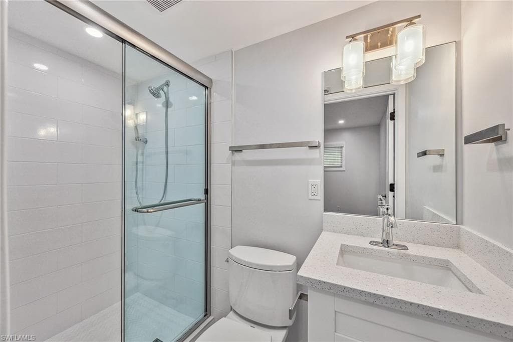 1100 8th Ave S 105a, Naples, FL 34102-16