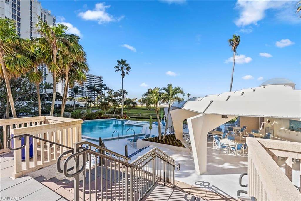 4031 Gulf Shore Blvd N 11c, Naples, FL 34103-29