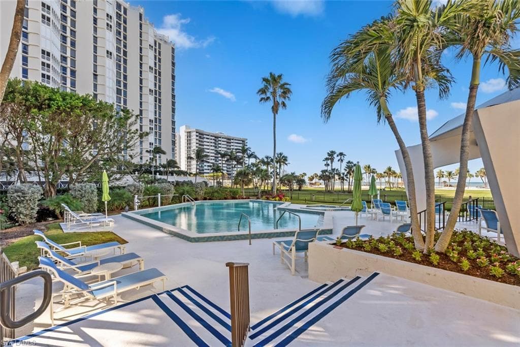4031 Gulf Shore Blvd N 11c, Naples, FL 34103-30