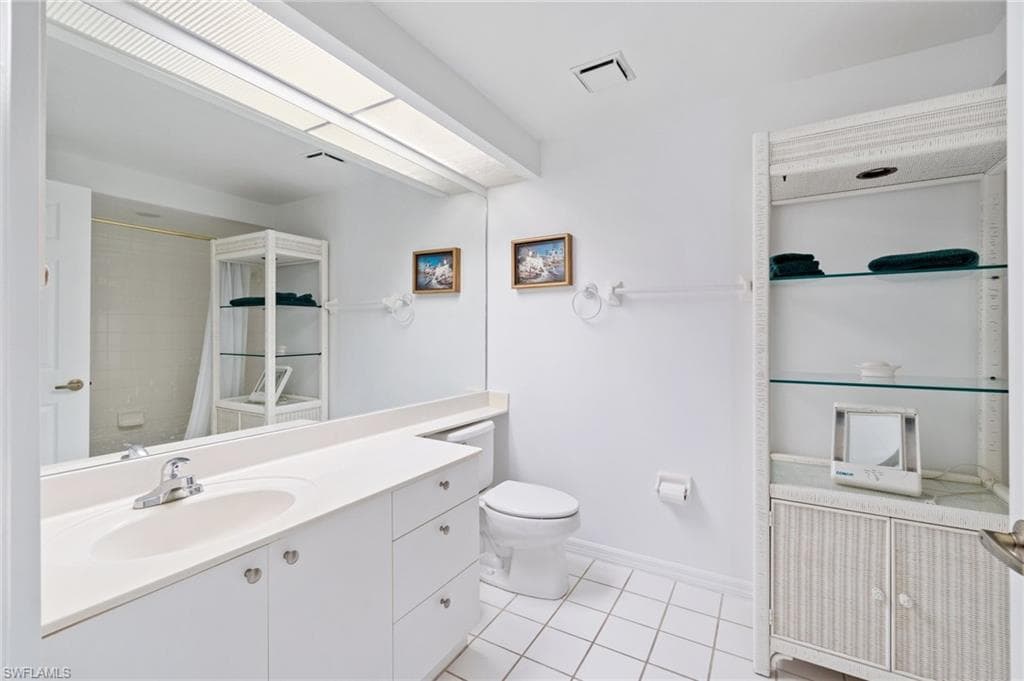 7696 Oleander Gate Dr K102, Naples, FL 34109-26