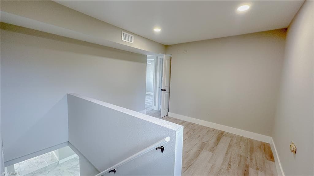 9025 Somerset Ln, Bonita Springs, FL 34135-20