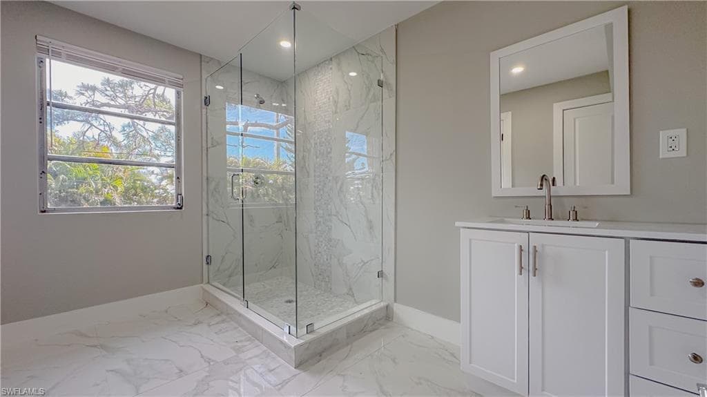 9025 Somerset Ln, Bonita Springs, FL 34135-21
