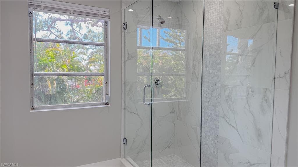 9025 Somerset Ln, Bonita Springs, FL 34135-23