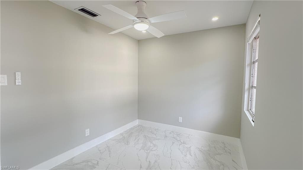 9025 Somerset Ln, Bonita Springs, FL 34135-30