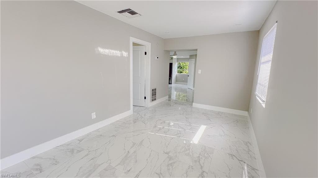 9025 Somerset Ln, Bonita Springs, FL 34135-31