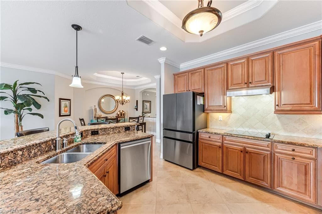 12696 Kinross Ln, Naples, FL 34120-14