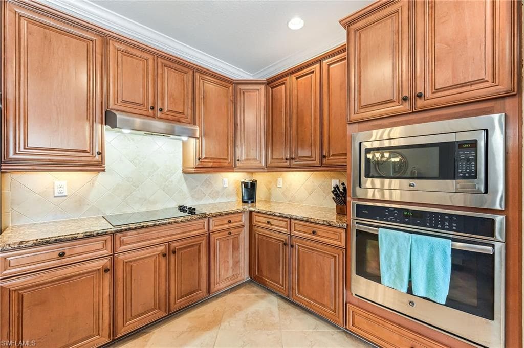 12696 Kinross Ln, Naples, FL 34120-15