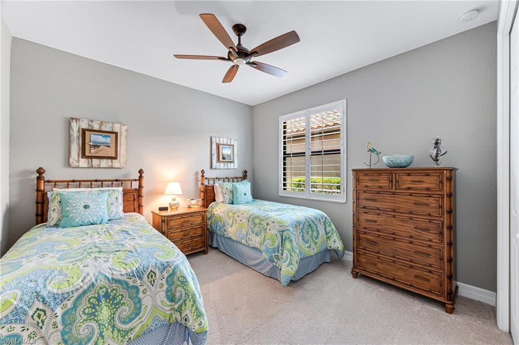 12696 Kinross Ln, Naples, FL 34120-21