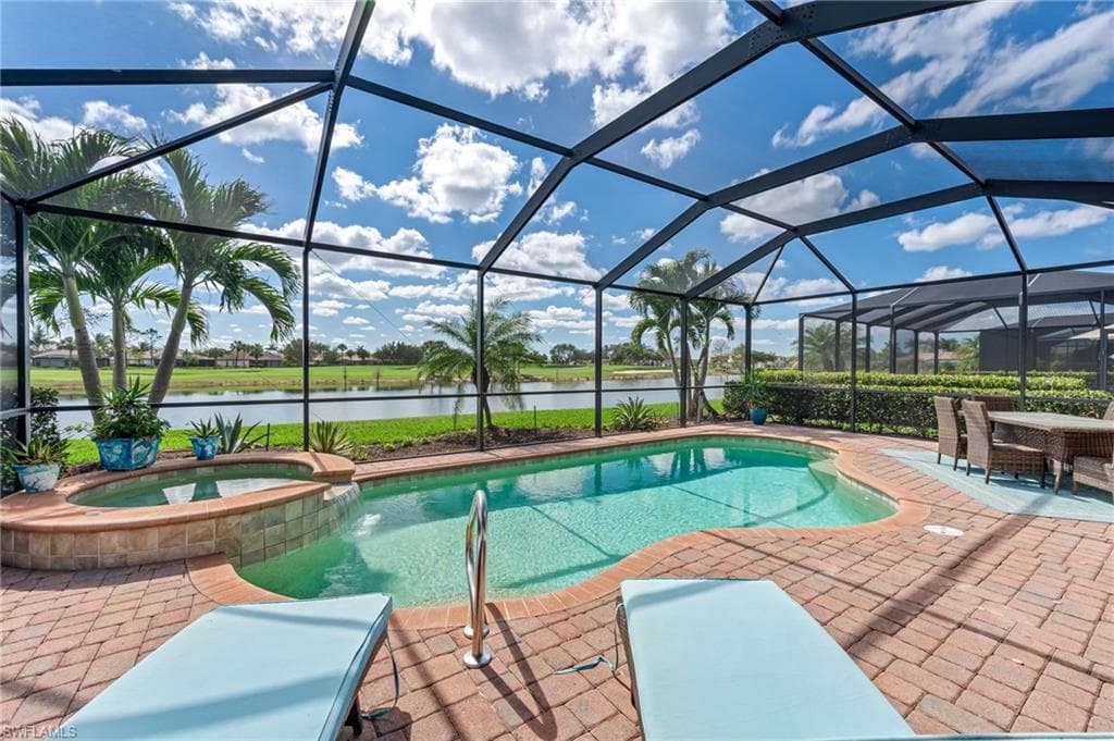 12696 Kinross Ln, Naples, FL 34120-27