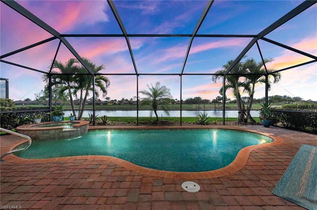 12696 Kinross Ln, Naples, FL 34120-3