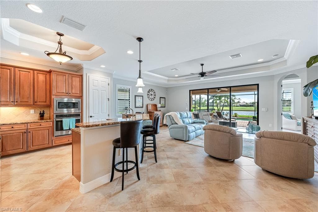 12696 Kinross Ln, Naples, FL 34120-7