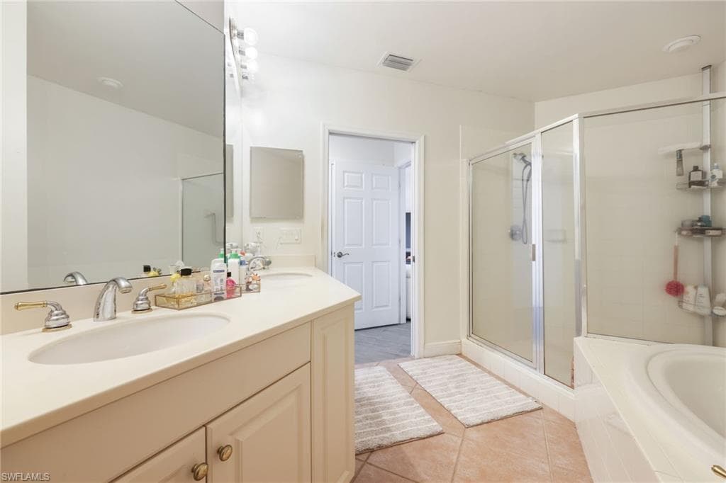5630 Chelsey Ln 102, Fort Myers, FL 33912-12