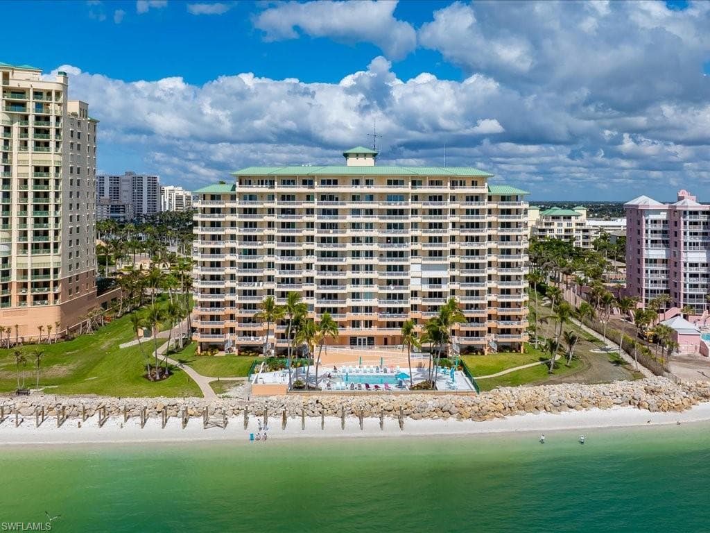990 Cape Marco Dr 307, Marco Island, FL 34145-36