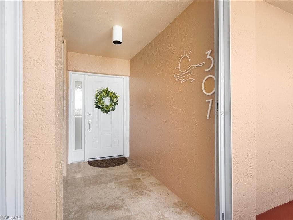990 Cape Marco Dr 307, Marco Island, FL 34145-5
