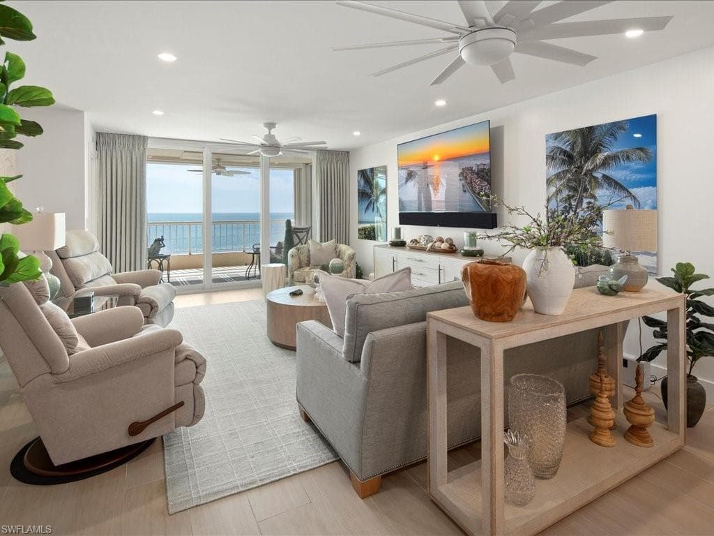 990 Cape Marco Dr 307, Marco Island, FL 34145-7