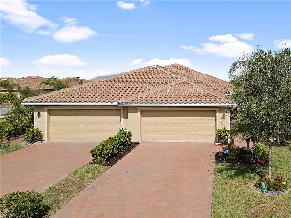 1751 Alameda Dr, Naples, FL 34120-1