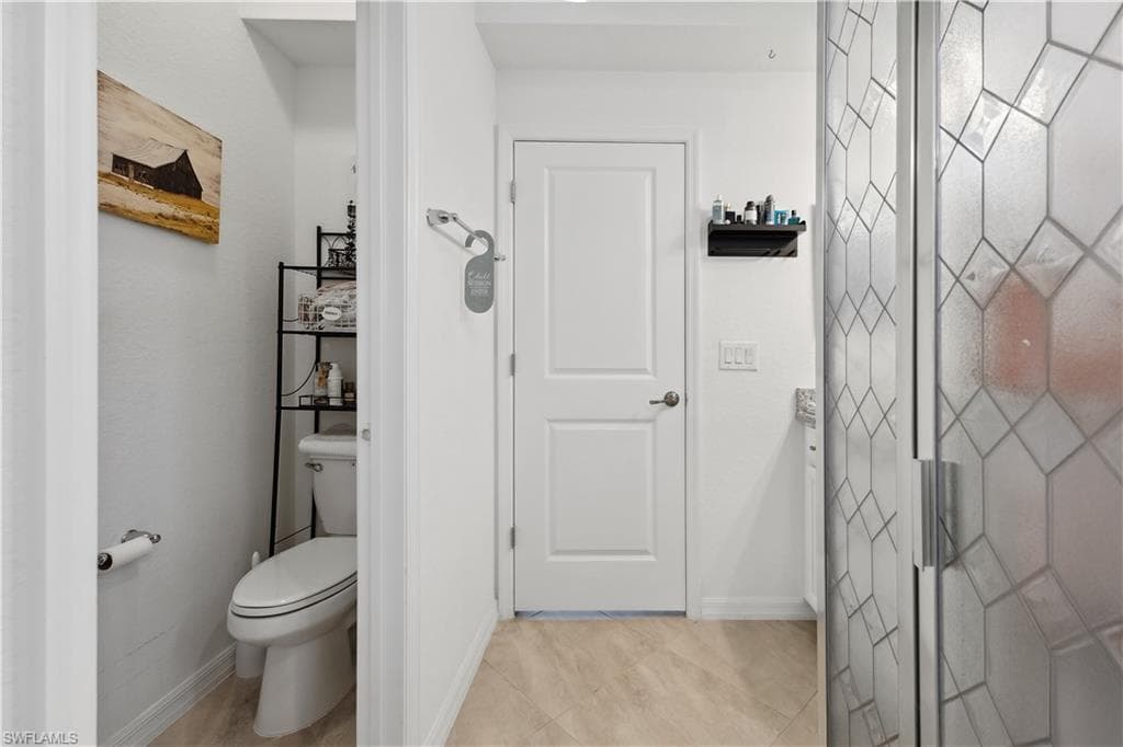 1751 Alameda Dr, Naples, FL 34120-19