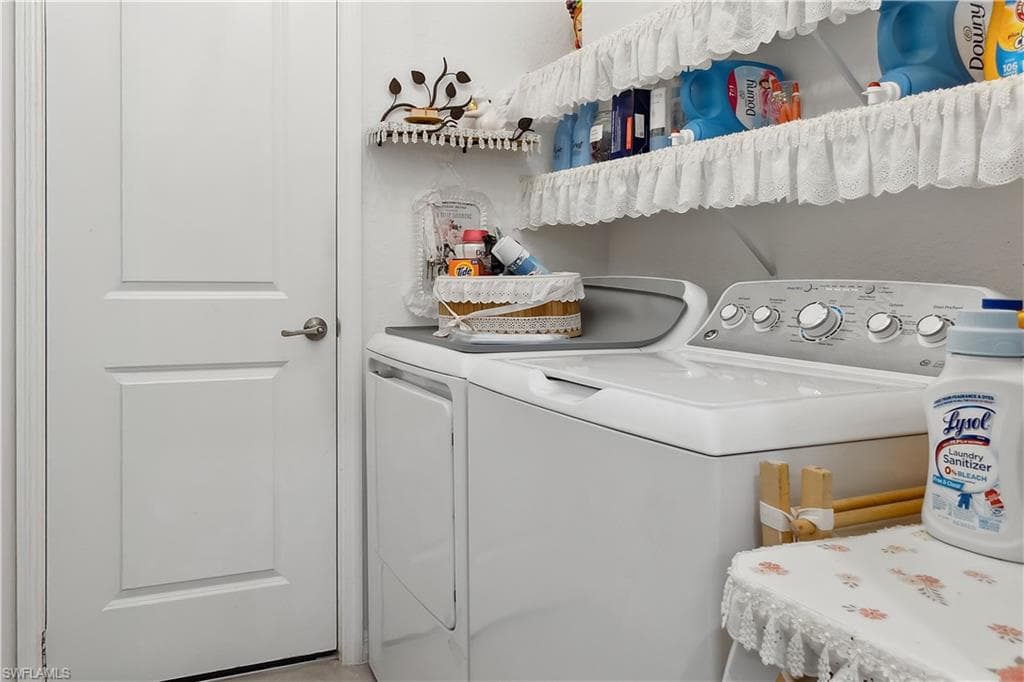1751 Alameda Dr, Naples, FL 34120-26