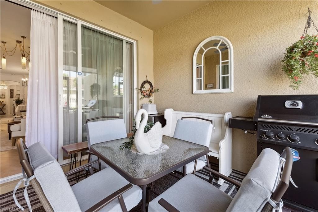 1751 Alameda Dr, Naples, FL 34120-28