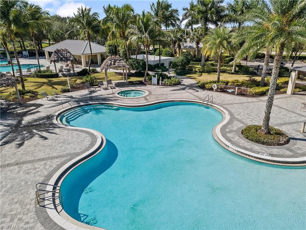 1751 Alameda Dr, Naples, FL 34120-38