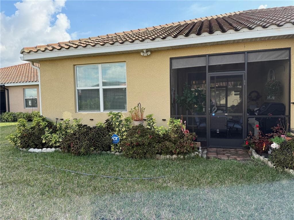1751 Alameda Dr, Naples, FL 34120-42