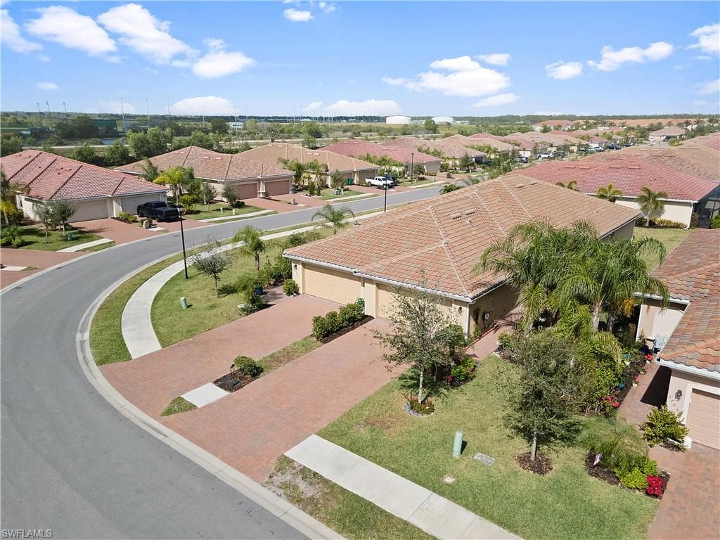 1751 Alameda Dr, Naples, FL 34120-45