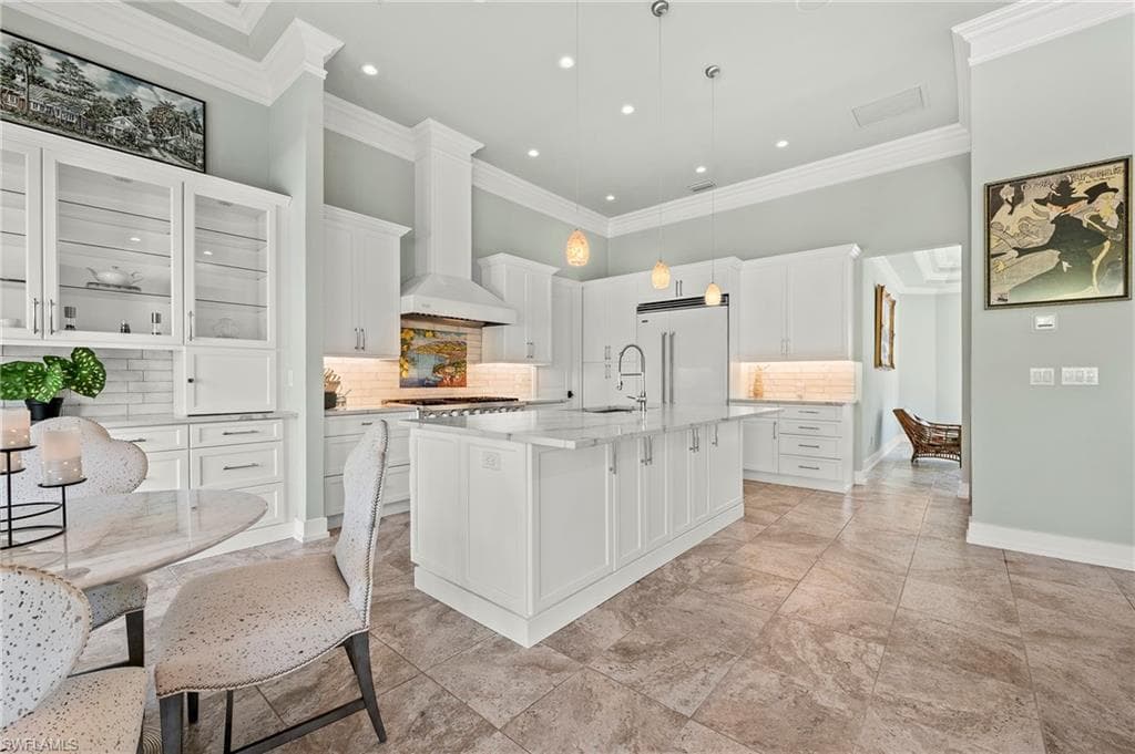 491 Wedge Dr, Naples, FL 34103-11
