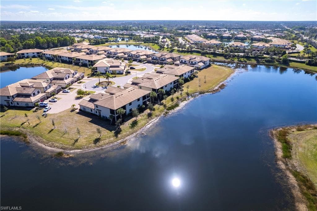 2351 Montserrat Ln 202, Naples, FL 34120-38