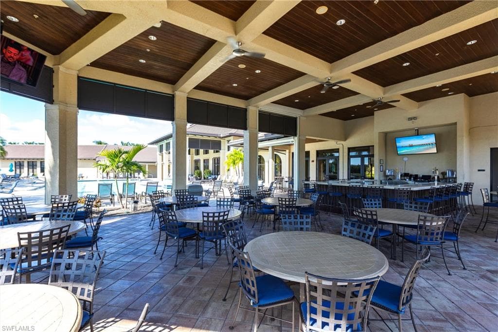 2351 Montserrat Ln 202, Naples, FL 34120-42