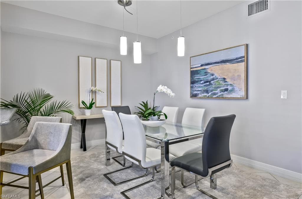 410 Bayfront Pl 2403, Naples, FL 34102-13