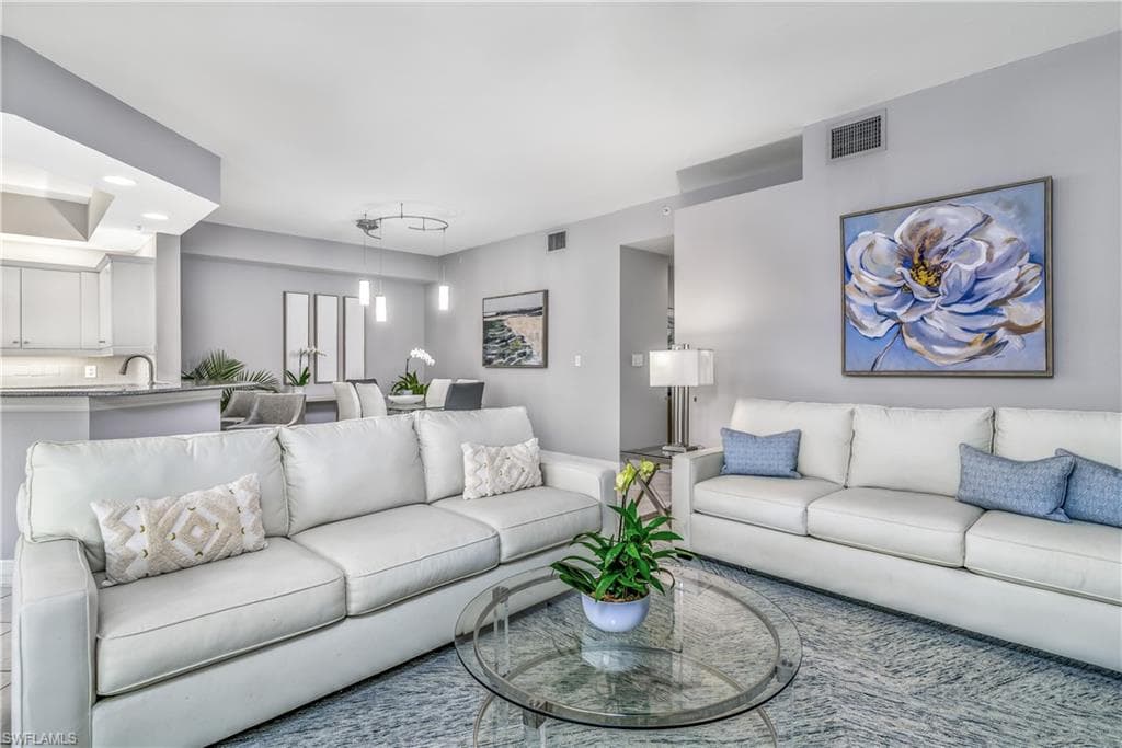 410 Bayfront Pl 2403, Naples, FL 34102-1