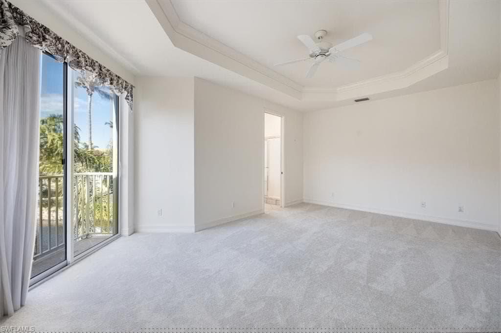 1575 Clermont Dr N-201, Naples, FL 34109-16