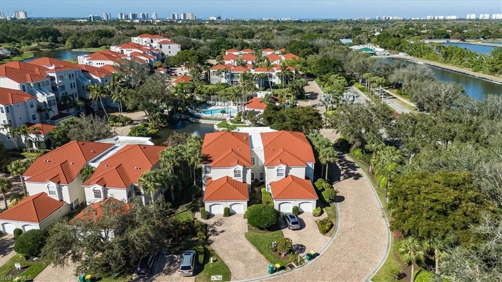 1575 Clermont Dr N-201, Naples, FL 34109-29
