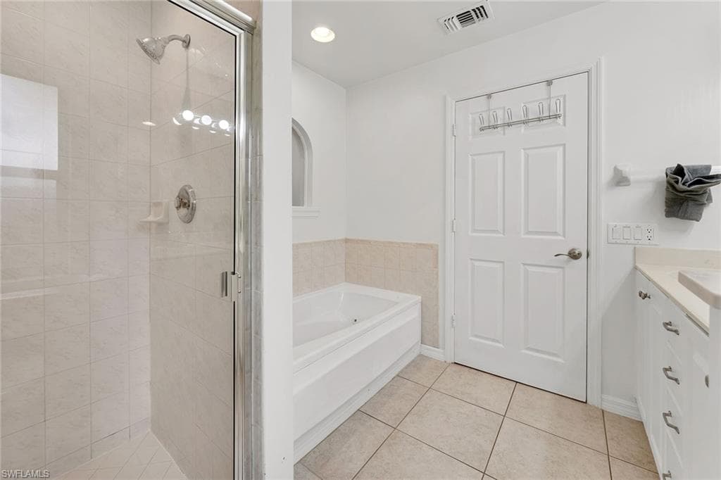 1395 Leland Way, Marco Island, FL 34145-16