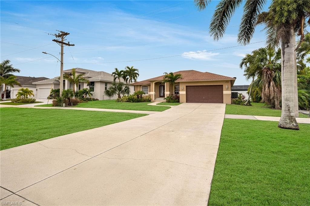 1395 Leland Way, Marco Island, FL 34145-34