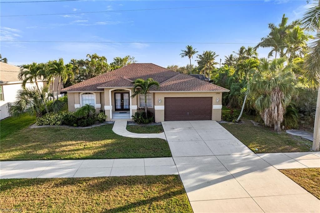 1395 Leland Way, Marco Island, FL 34145-48