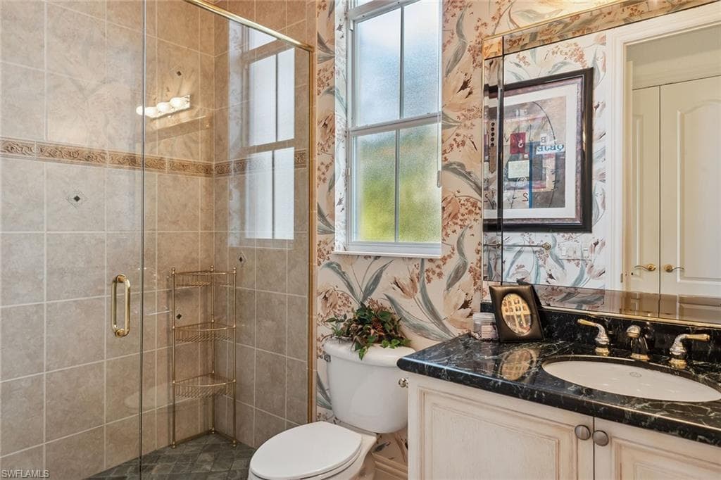 8524 Bellagio Dr, Naples, FL 34114-22