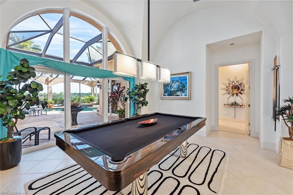 8524 Bellagio Dr, Naples, FL 34114-23