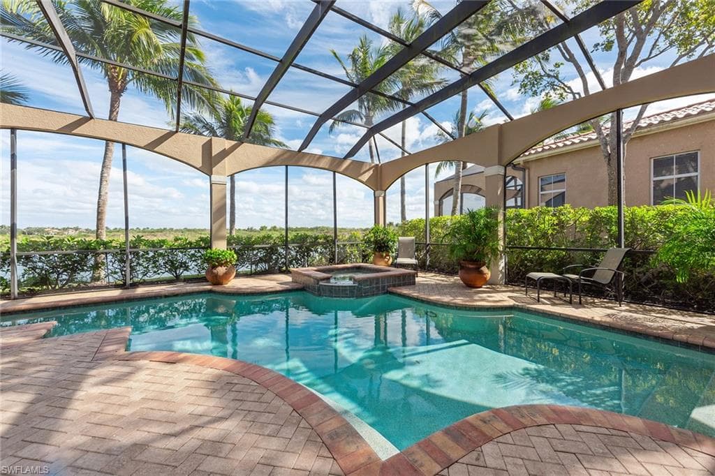 8524 Bellagio Dr, Naples, FL 34114-32