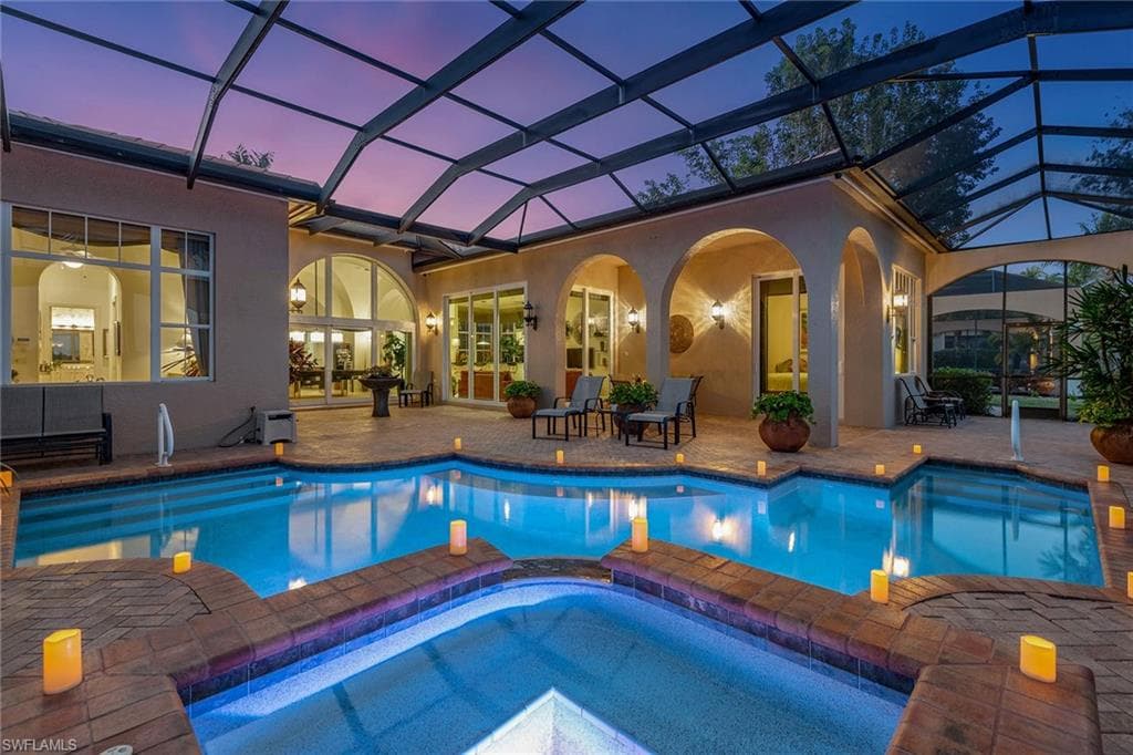 8524 Bellagio Dr, Naples, FL 34114-38