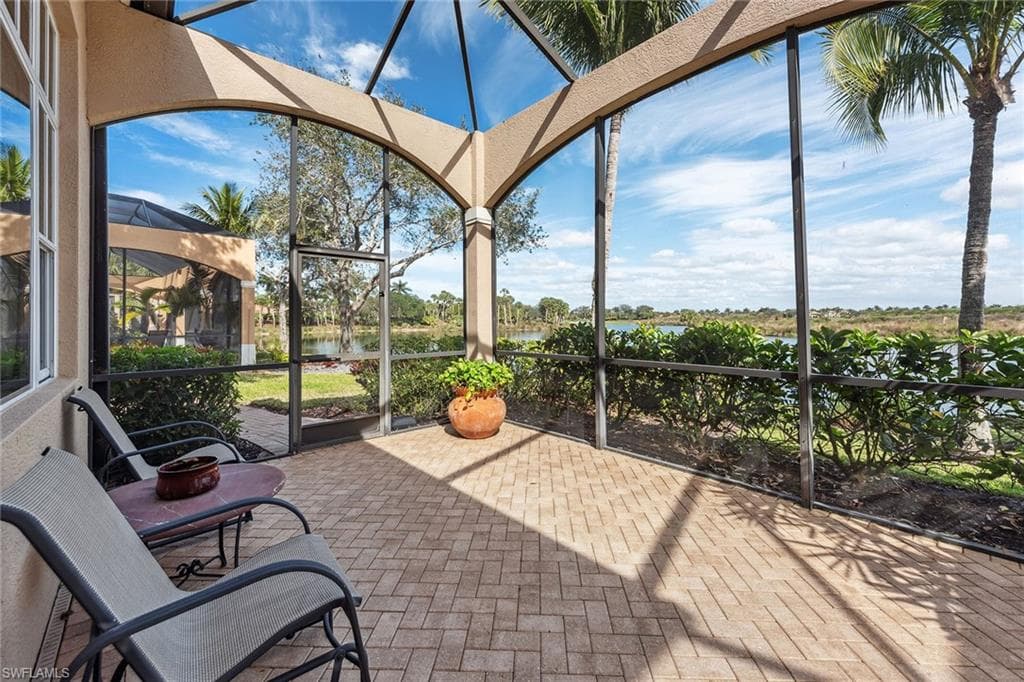 8524 Bellagio Dr, Naples, FL 34114-39